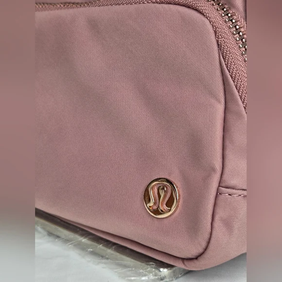 lululemon athletica Red Clay/sheer Oak Copper Hardware Crossbody Camera Bag - Picture 11 of 11